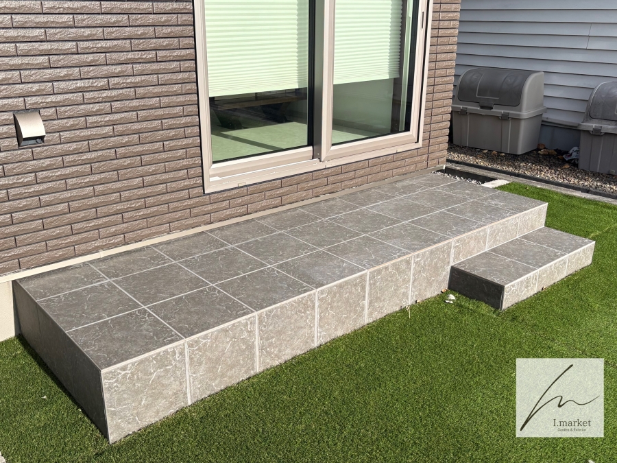 タイルテラスの施工写真